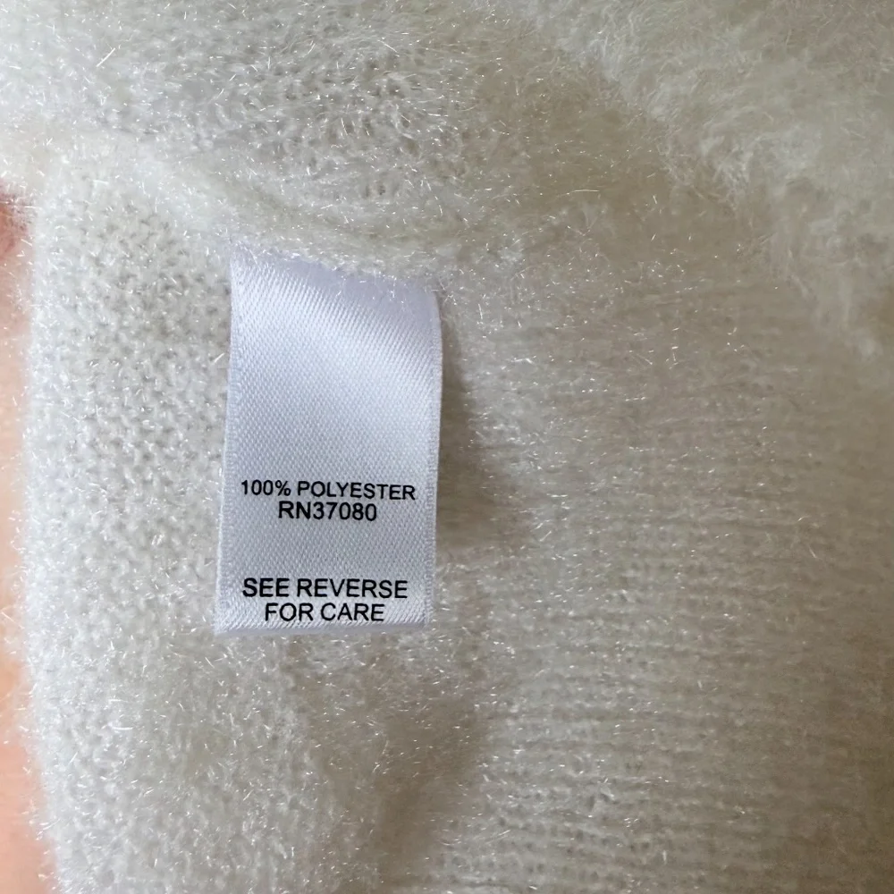 Cato‎ Size Medium True White Bedazzled Sweater (D)